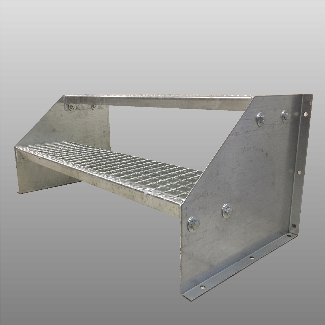 2 stufige freistehende Stahltreppe Standtreppe Breite 100cm Höhe 42cm verzinkt